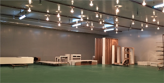 內(nèi)行揭秘廣州宜佳展柜定制廠家的化妝品展柜烤漆全過程