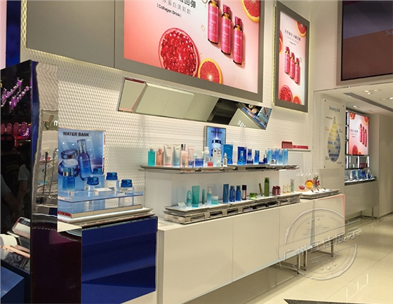 化妝品展柜