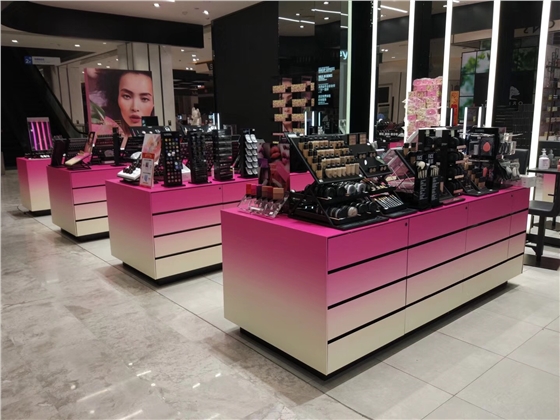 高端化妝品展柜 高端化妝品展柜
