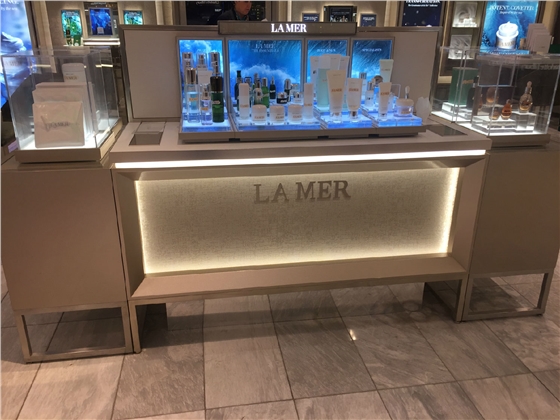 化妝品展柜 化妝品展柜