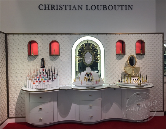 哪里有化妝品展示柜