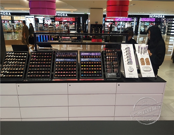 固原化妝品展柜價格