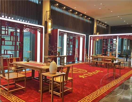 通遼誰家買化妝品展柜