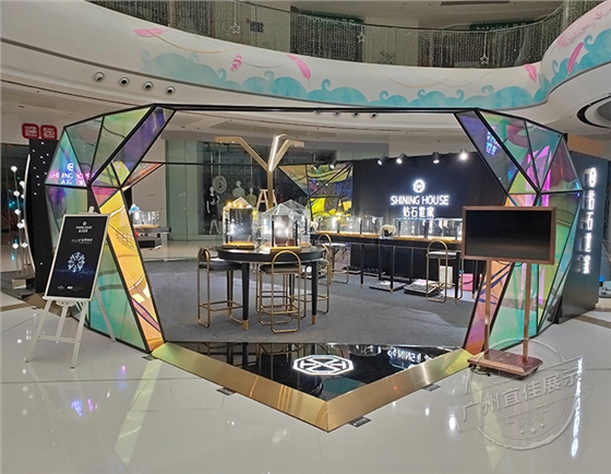 高檔鈦合金展柜價(jià)格 高檔鈦合金展柜價(jià)格