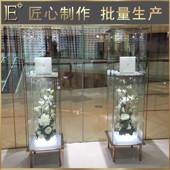 襄陽(yáng)珠寶展柜廠家 襄陽(yáng)珠寶展柜廠家