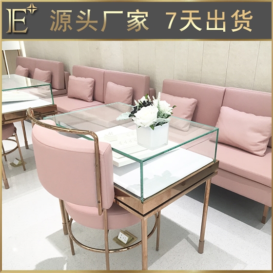 高端珠寶展柜生產(chǎn)廠 高端珠寶展柜生產(chǎn)廠