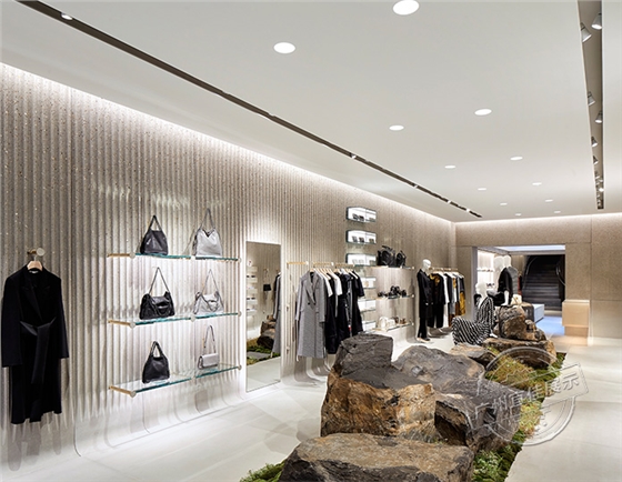 服飾展柜定做廠家