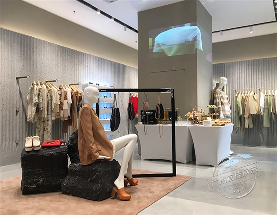 服裝展柜生產(chǎn)廠家