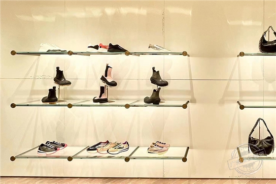 奢侈品展示柜 奢侈品展示柜