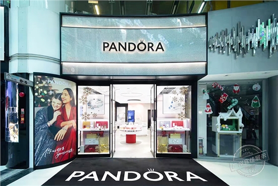 Pandora潘多拉 珠寶展柜