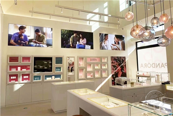 Pandora潘多拉 珠寶展柜