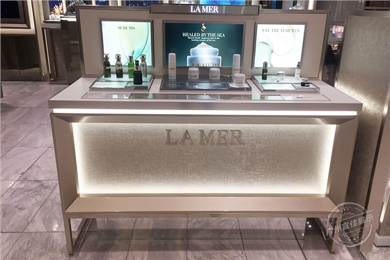 商場里化妝品展柜 商場里化妝品展柜