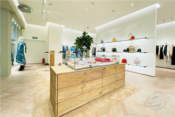 服裝專賣店展柜設計 服裝專賣店展柜設計