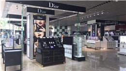 免稅店展柜 安裝完成案例