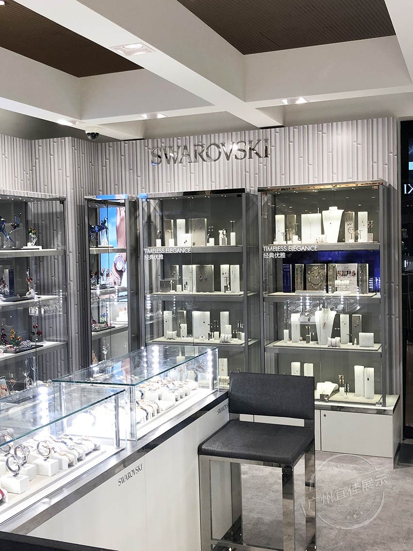 施華洛世奇珠寶展柜