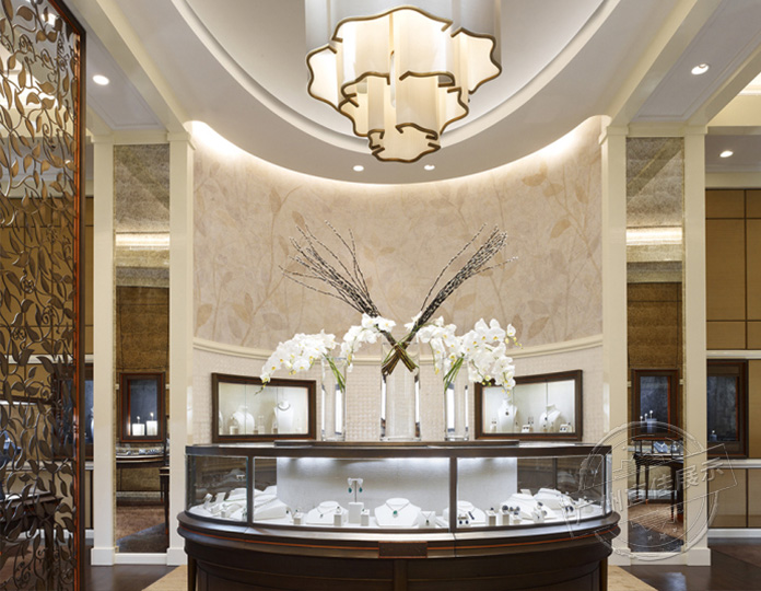 高端化妝品展柜設(shè)計