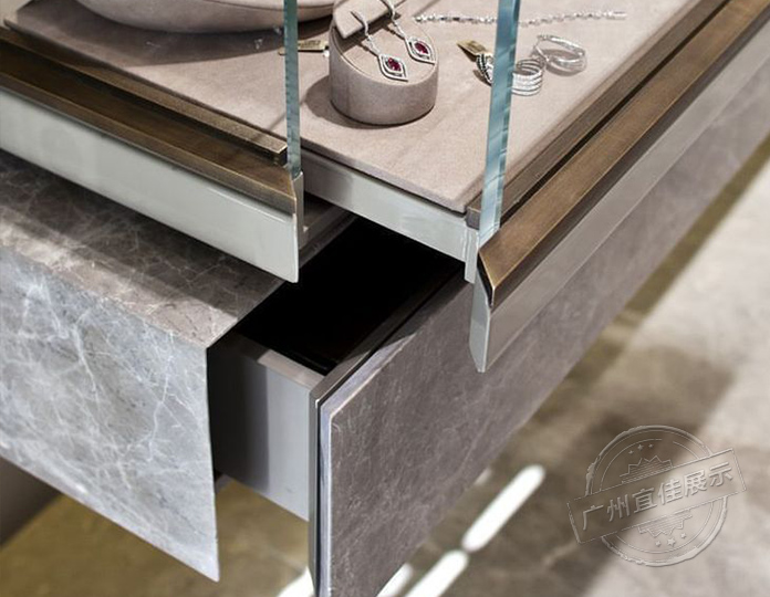 廈門珠寶展柜價(jià)格