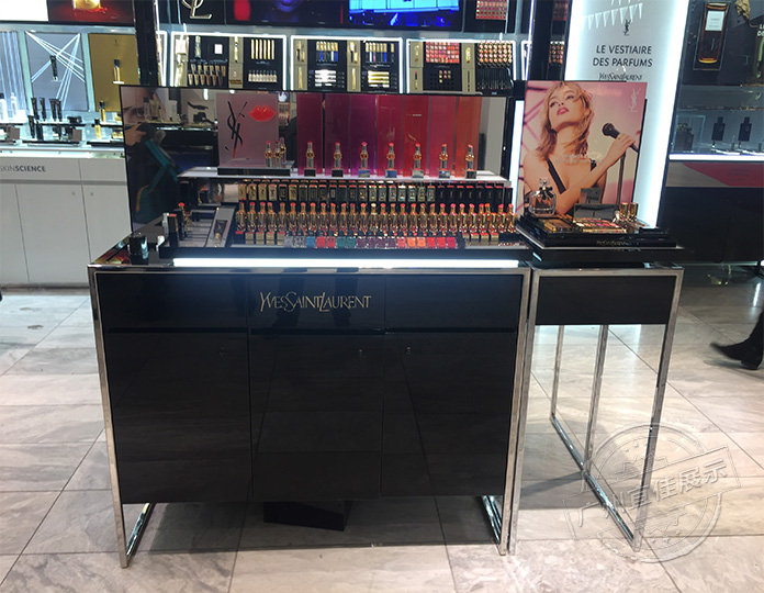 化妝品展示柜定制