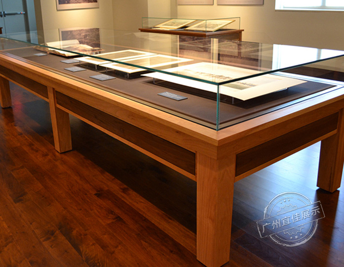 專業(yè)博物館展柜設(shè)計制作