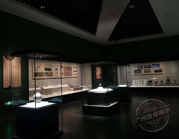 國(guó)家博物館展柜