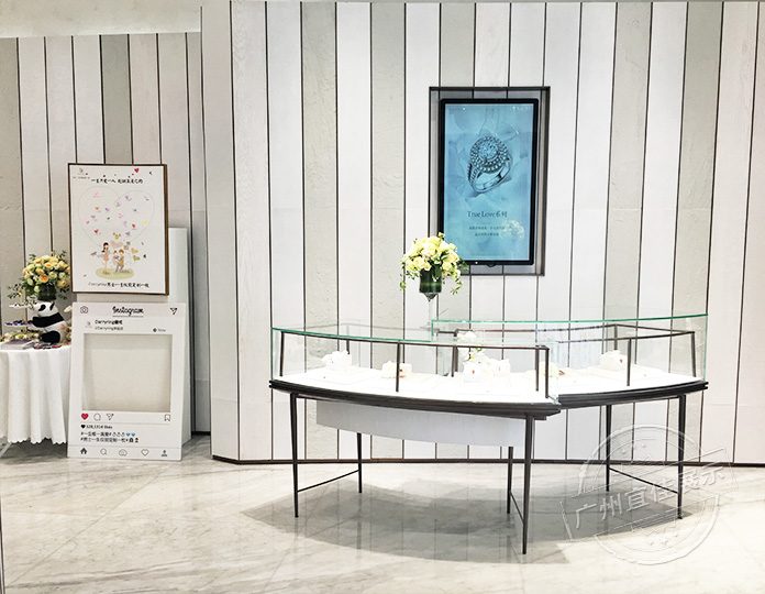 珠寶展柜定制廠家