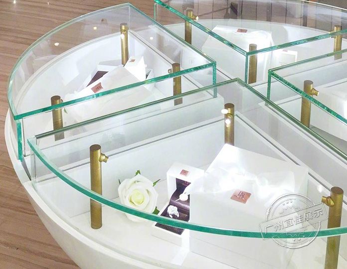 圓形玻璃珠寶展柜