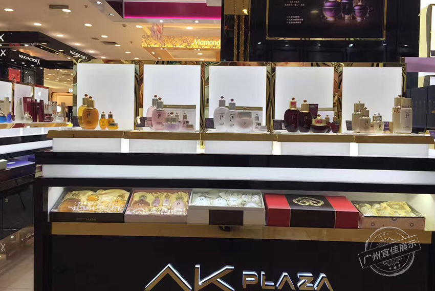 商場(chǎng)化妝品展柜