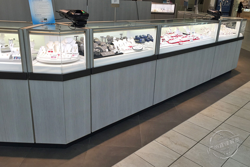 貼木紋珠寶展柜