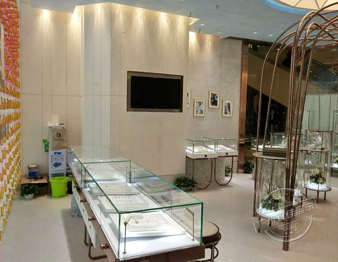 珠寶展柜生產(chǎn)廠