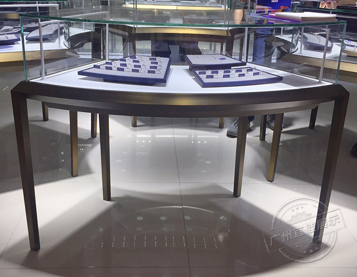 鄭州珠寶展柜廠家