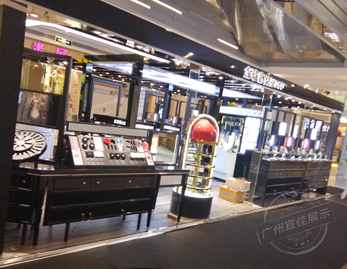 隴南化妝品展柜價格