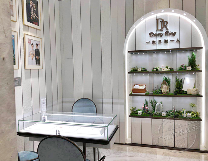 天津珠寶展柜價格