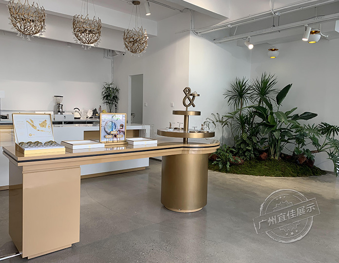 做化妝品展柜廠家