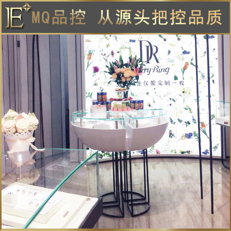 圓形玻璃珠寶展柜