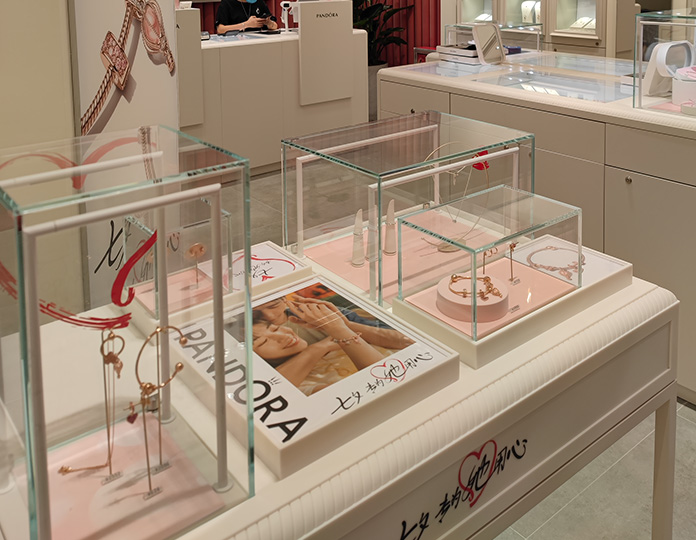 商場珠寶展柜廠