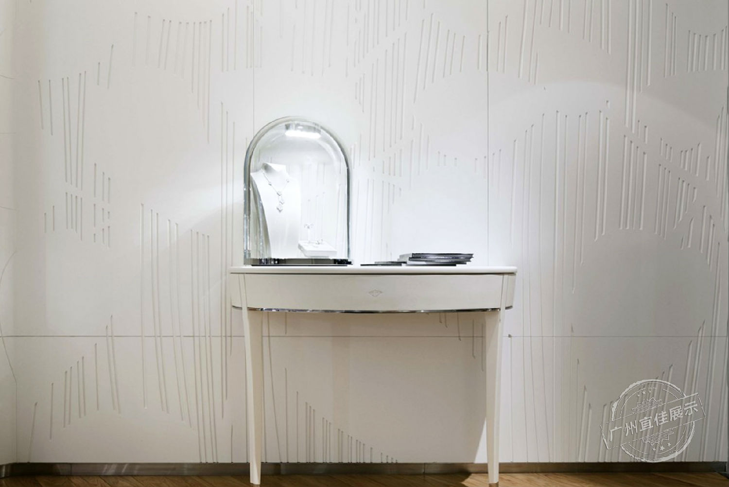 VAN梵克雅寶 珠寶展柜