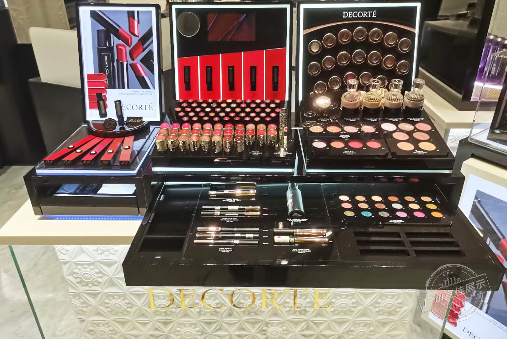 化妝品展柜