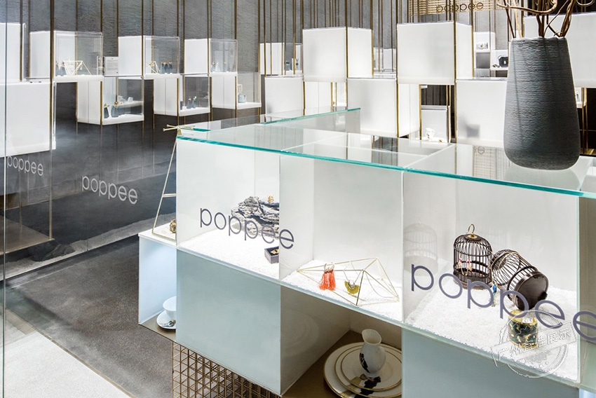 POPPEE 珠寶展柜