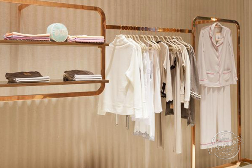 GALERIA 服裝展柜