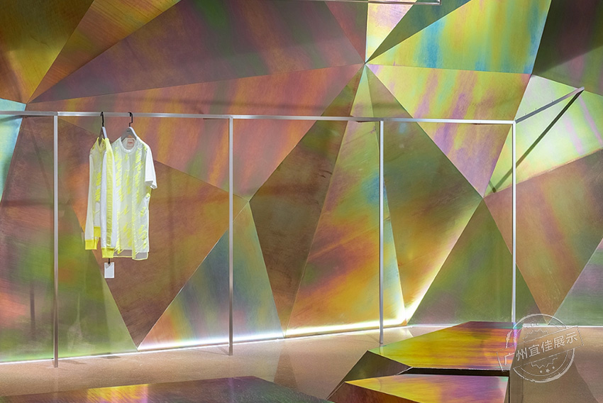 XSELECT 服裝展柜