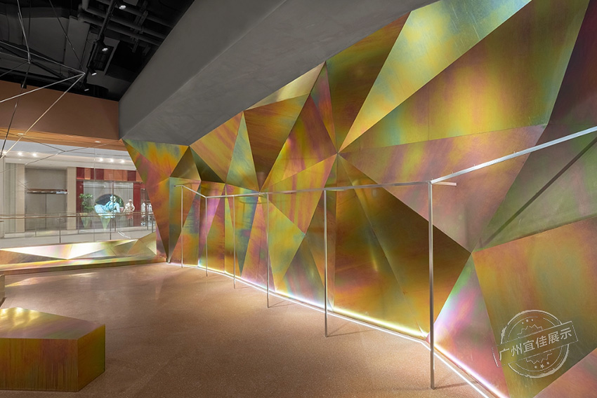 XSELECT 服裝展柜