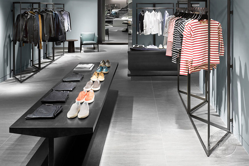 Galleria 服裝展柜