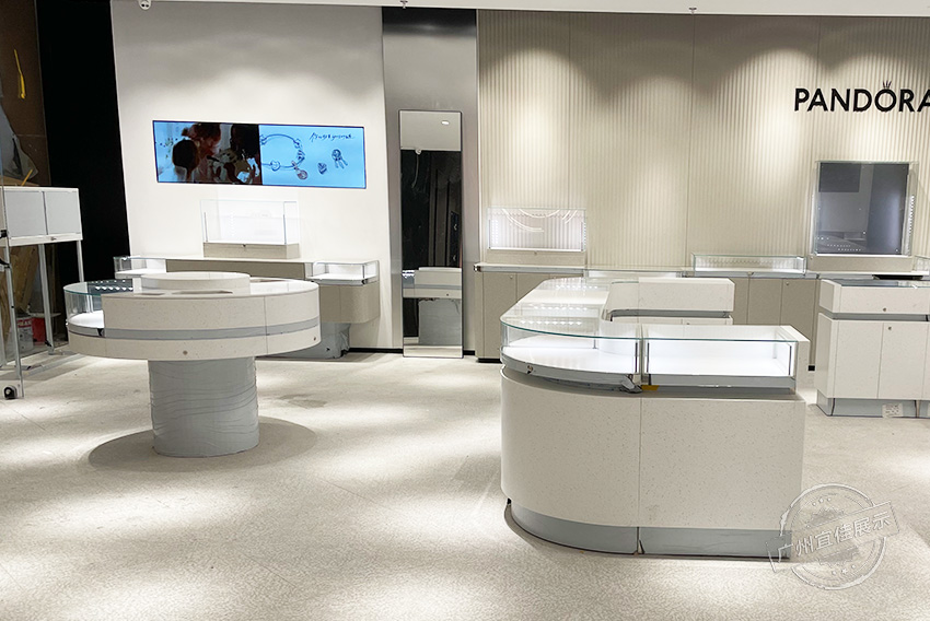 潘多拉PANDORA 珠寶展柜（廈門SM新生活廣場店）
