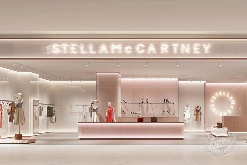 服裝展柜設(shè)計(jì)安裝