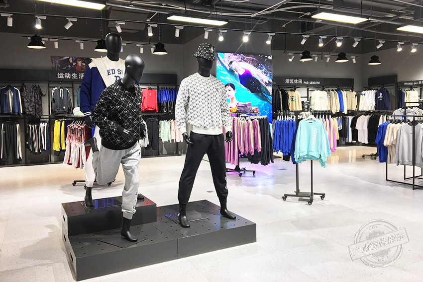運(yùn)動(dòng)品牌 服裝展柜（佛山寶港奧萊集合店）