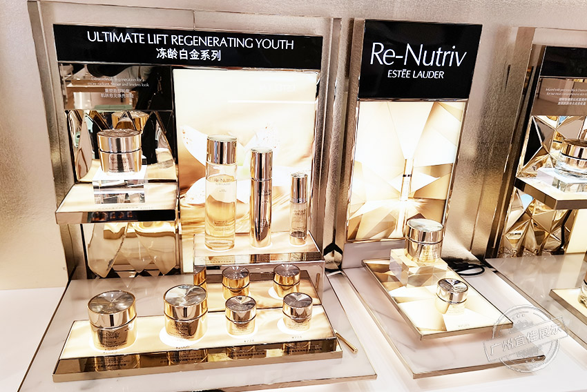 雅詩蘭黛Estee Lauder 化妝品展柜