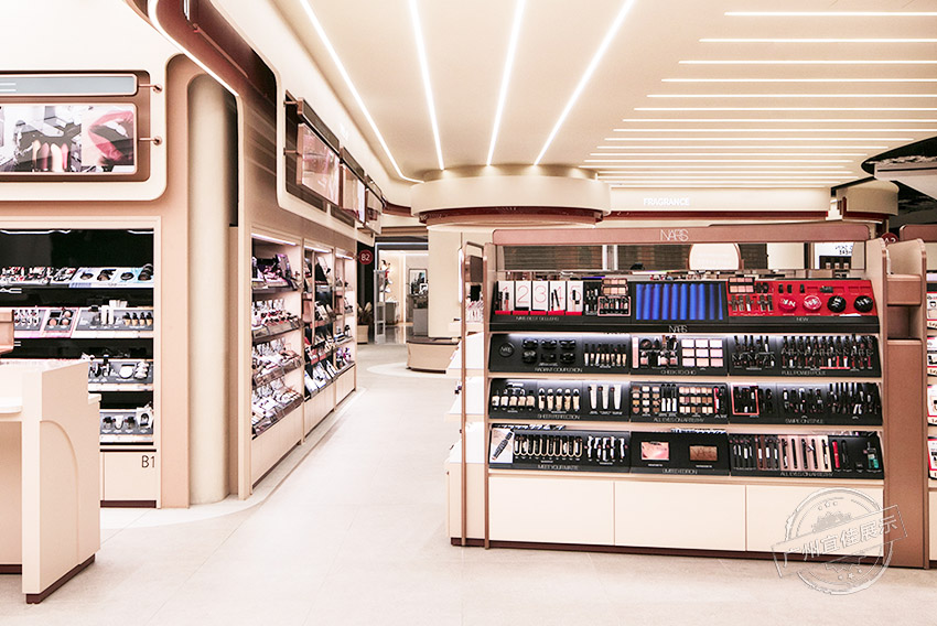 ON AND The Beauty美妝集合店 化妝品展柜