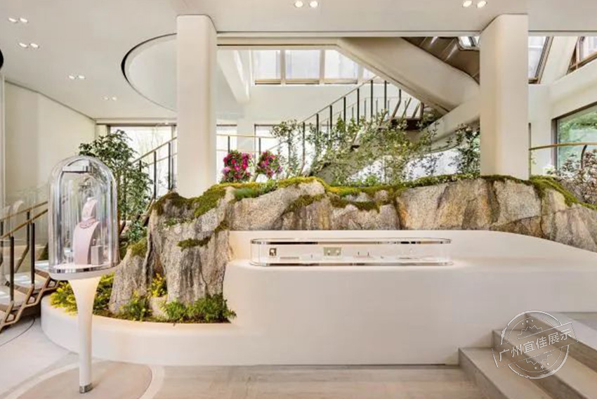 梵克雅寶Van Cleef&Arpels 珠寶展柜