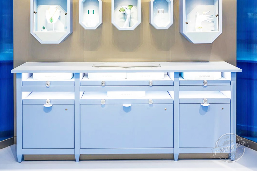 施華洛世奇 珠寶展柜