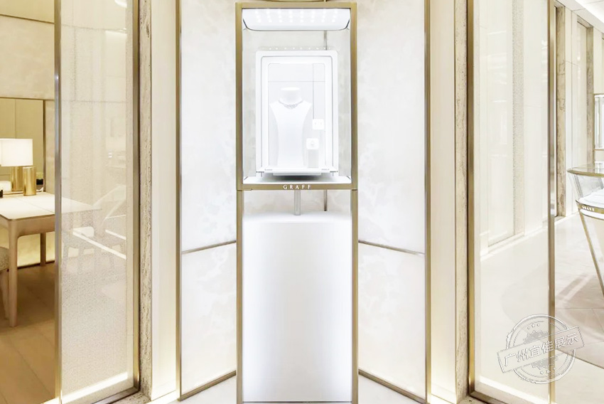 Graff Diamonds格拉夫 珠寶展柜